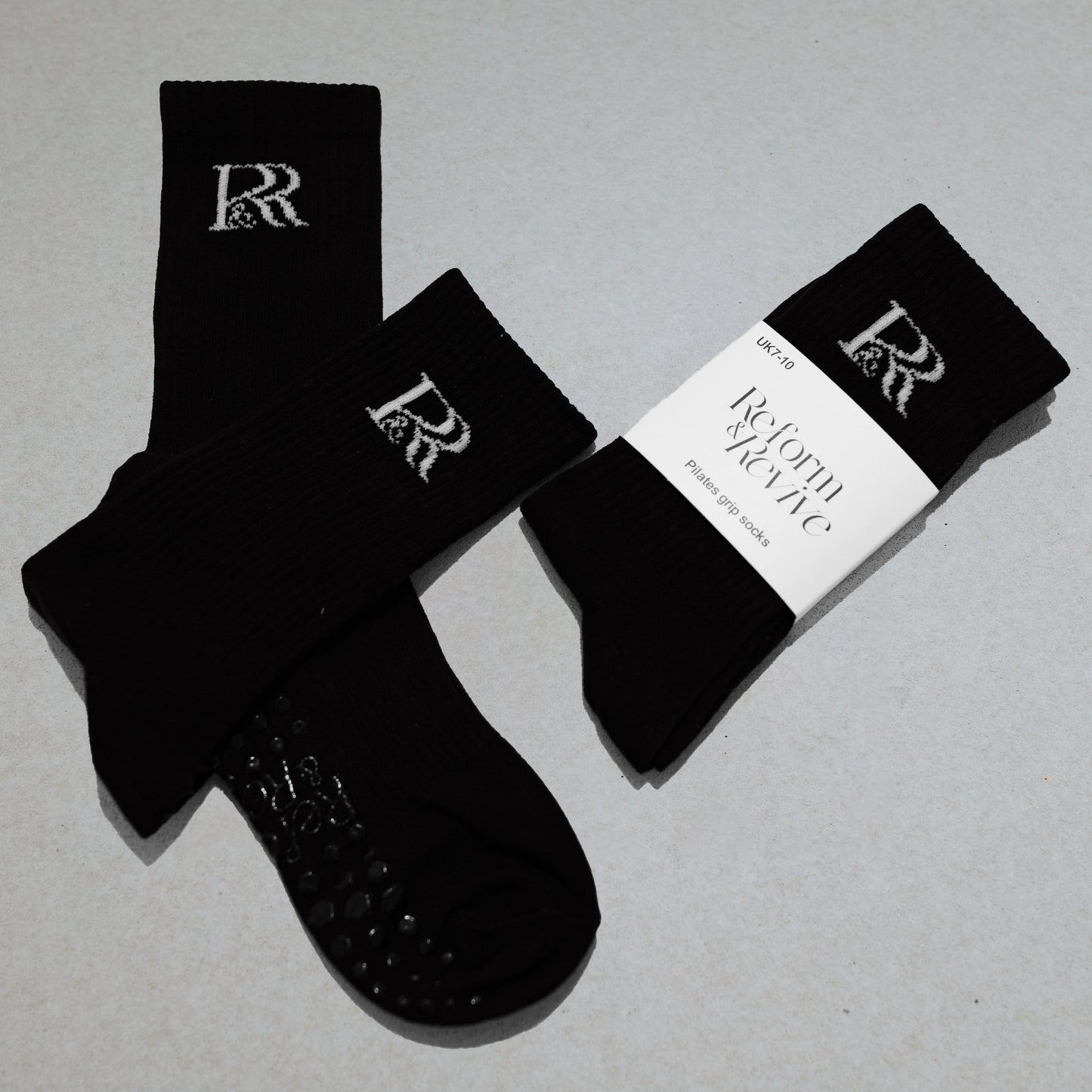 R&R Pilates Grip Socks