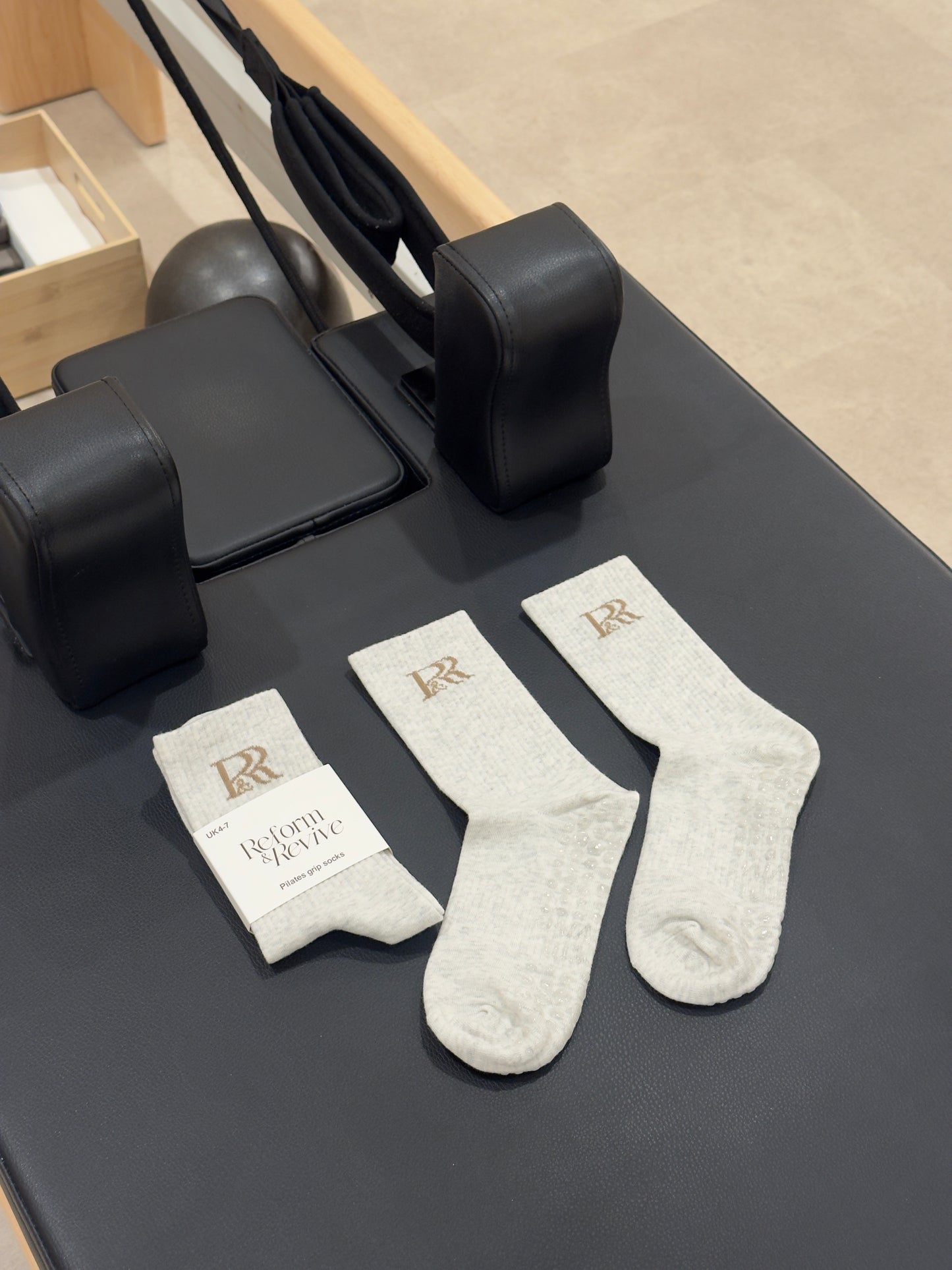 R&R Pilates Grip Socks